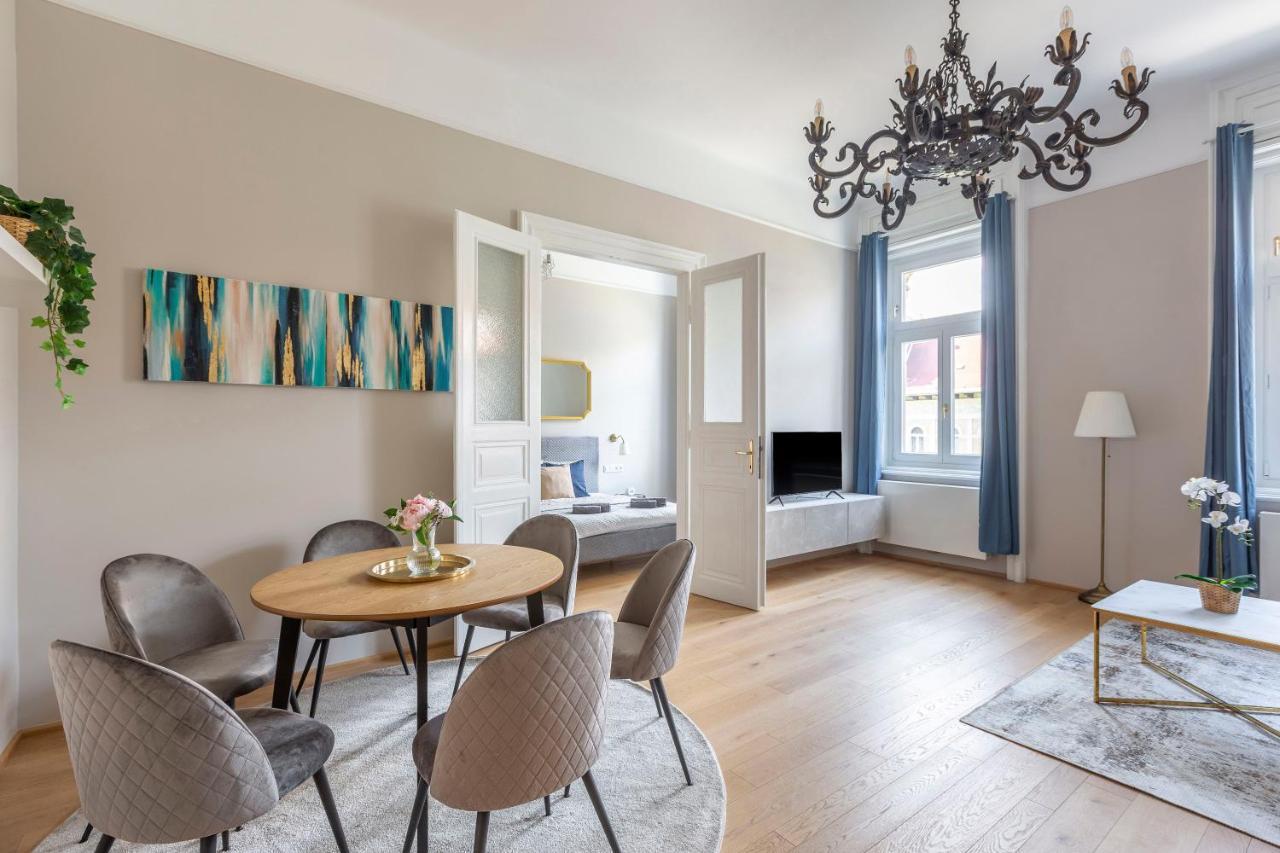 Luxury Elizabeth Residence Next To The New York Cafe Budapest Exteriör bild