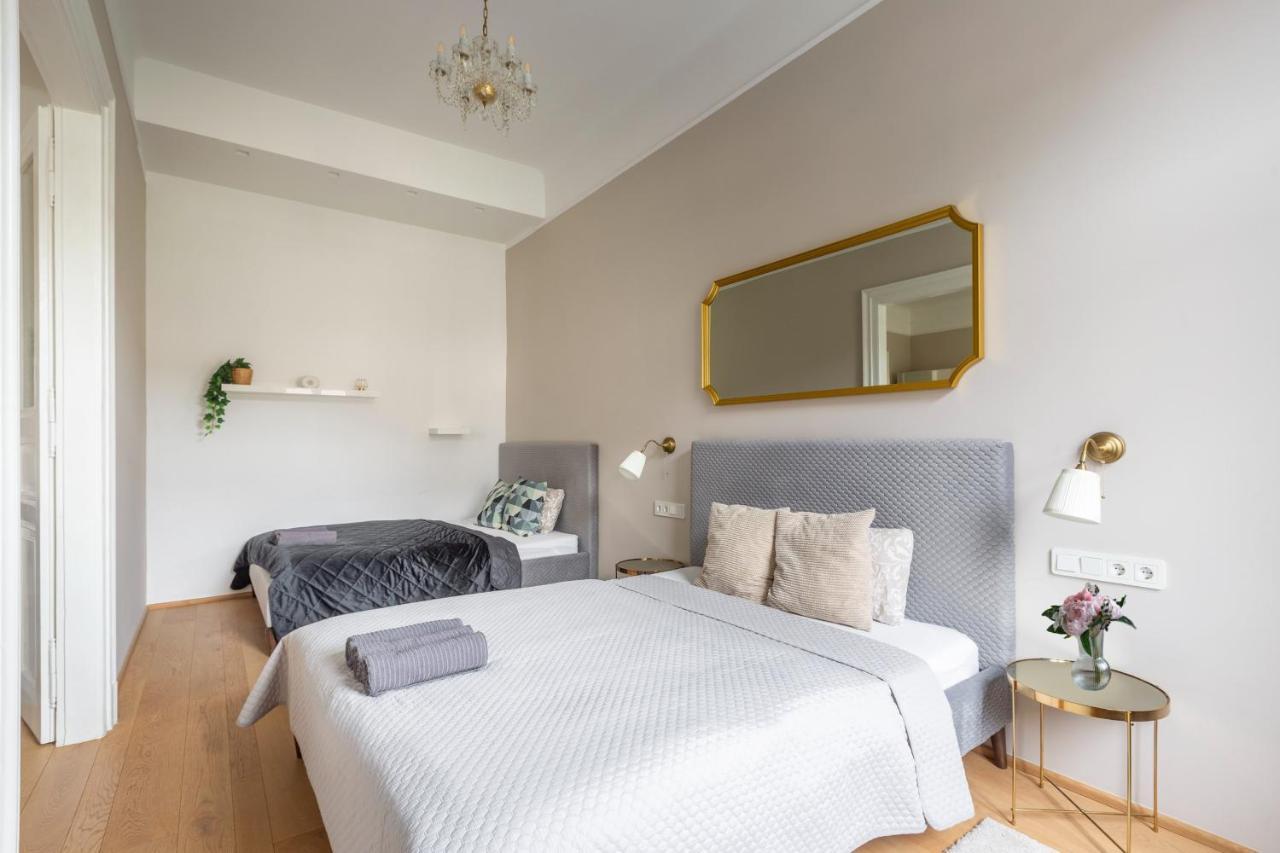 Luxury Elizabeth Residence Next To The New York Cafe Budapest Exteriör bild